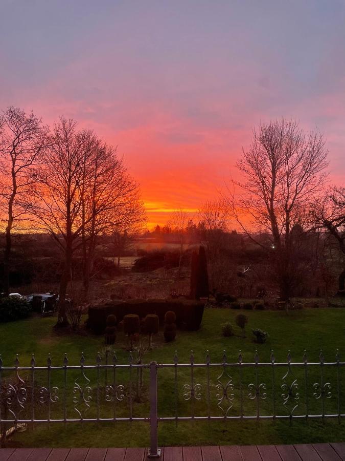 Dobbeltvaerelse I Smuk Palaevilla Stenstrup Buitenkant foto